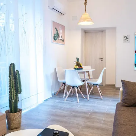 Chiaia Premium Flat, Center, Near Seaside *